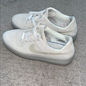 Sage air force 1’s sz 9.5 lightly worn